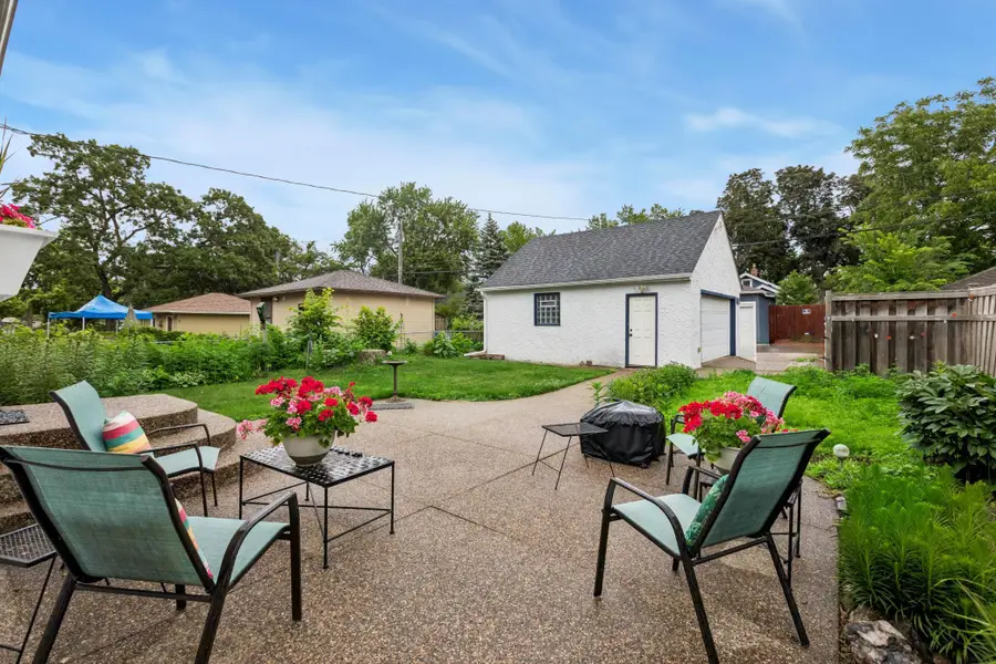 4046 Vincent Avenue N, Minneapolis, MN 55412 - #2