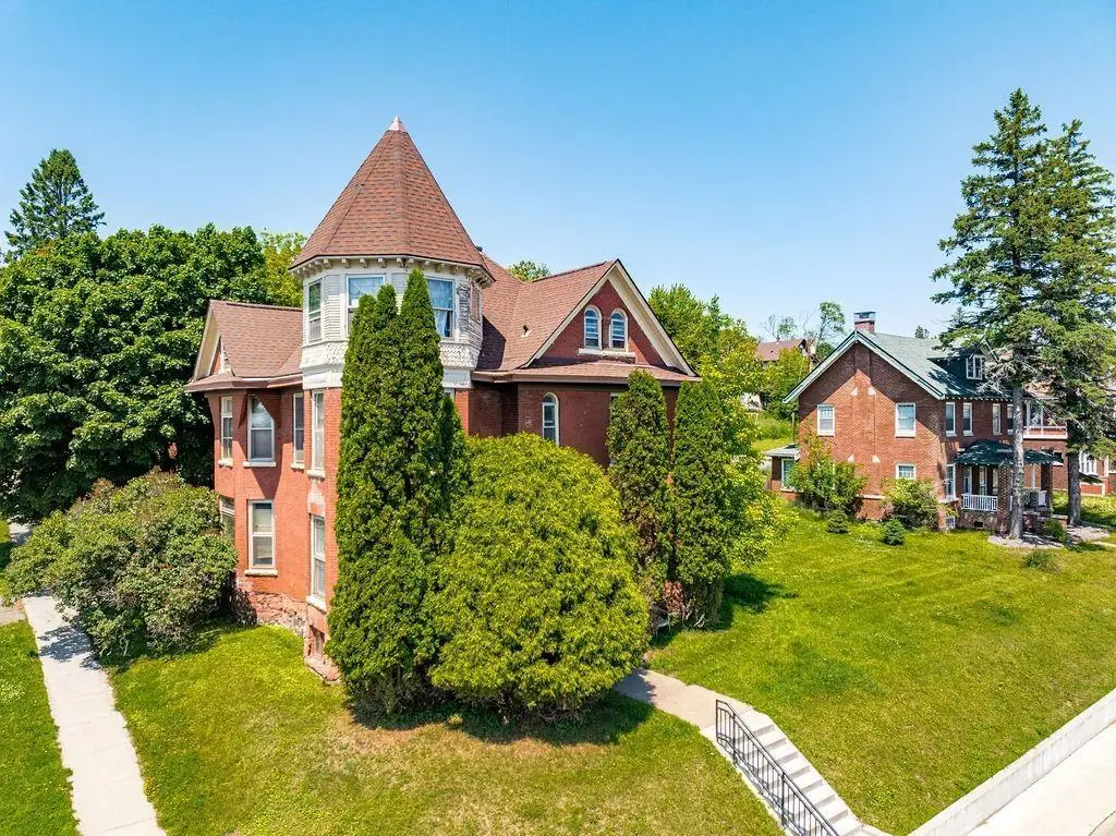 1801 E 4th Street, Duluth, MN 55812 - #1