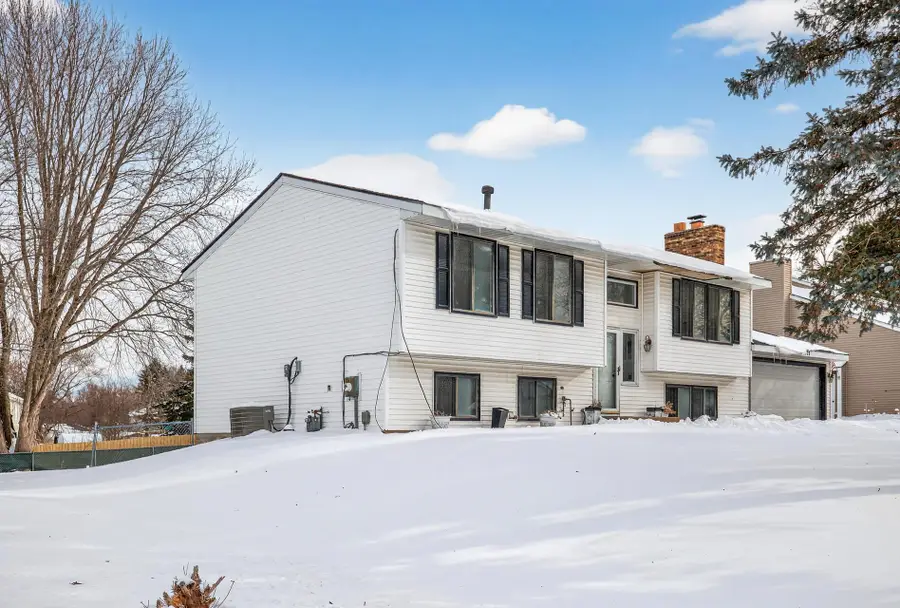 7062 Sherwood Road, Woodbury, MN 55125 - #3