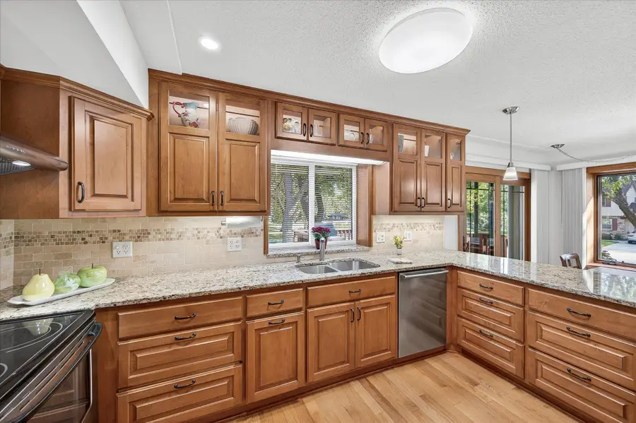 8100 Wynnwood Road, Golden Valley, MN 55427 - #3