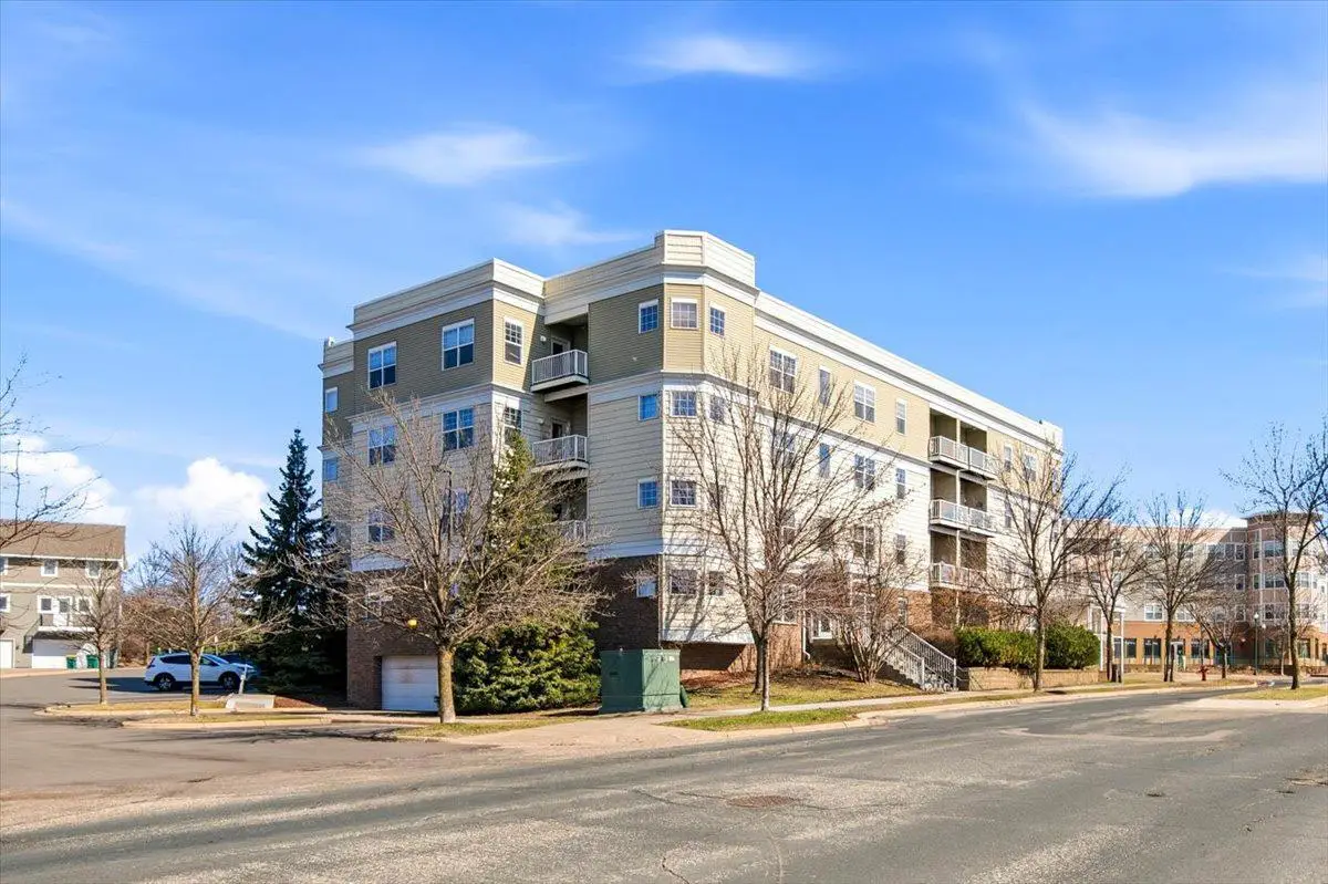 114200 Hundertmark Road #212, Chaska, MN 55318 - #1