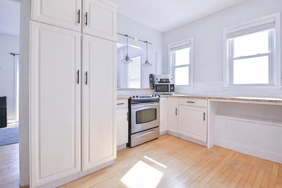 722 9th Avenue N, Fargo, ND 58102 - #2