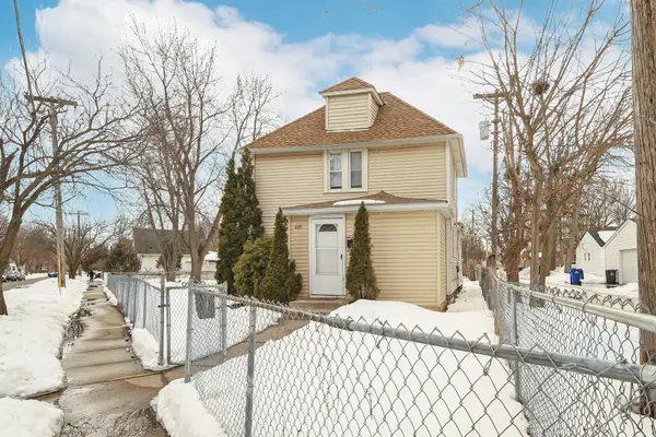 635 Canton Street, Saint Paul, MN 55102