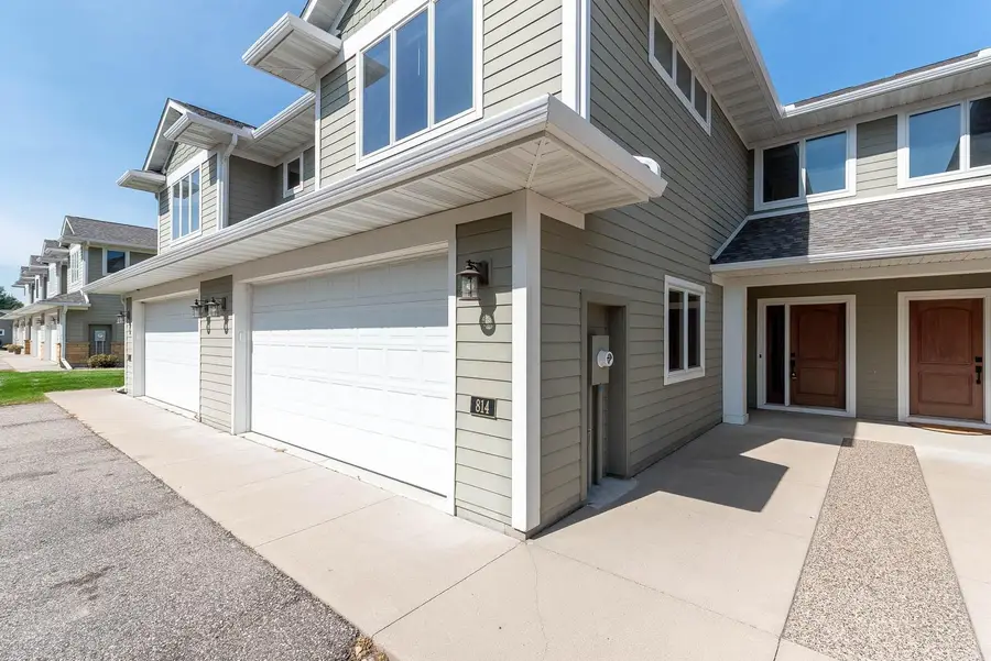 814 Pinnacle Path, Mankato, MN 56001 - #3