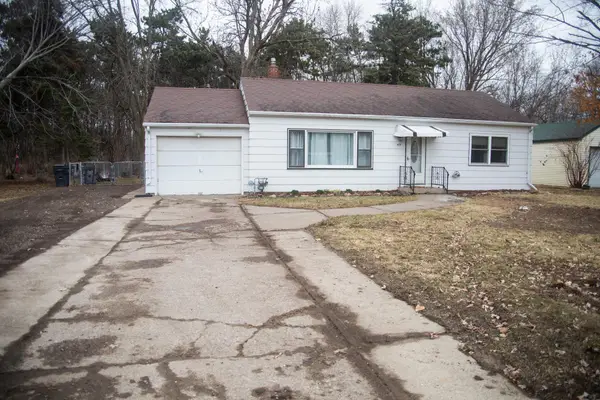 475 W 1st Street, Rush City, MN 55069