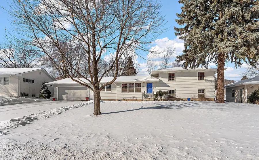 7447 Cloman Way, Inver Grove Heights, MN 55076 - #2