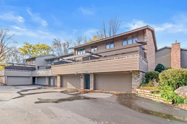 25 Birnamwood Drive, Burnsville, MN 55337