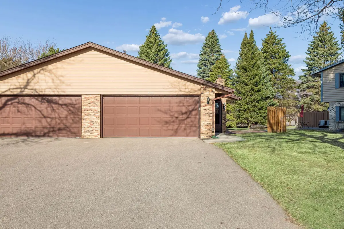 7101 Robinwood, Woodbury, MN 55125 - #1