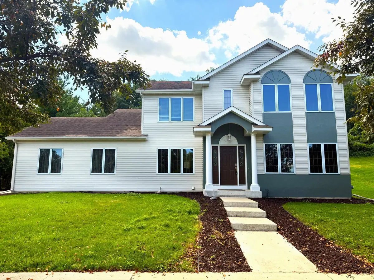 3018 Mayowood Common Circle Sw, Rochester, MN 55902 - #1