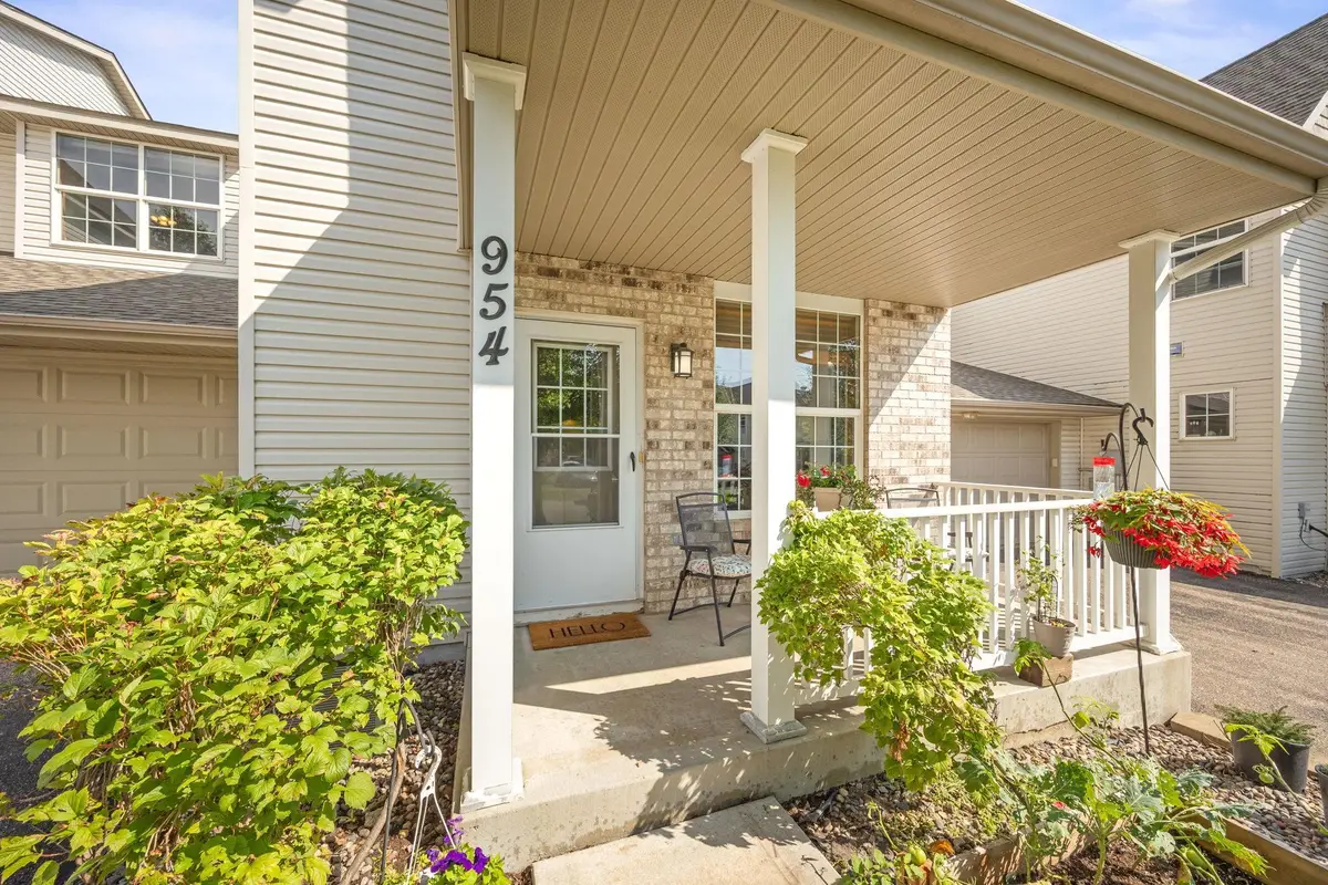 954 Conner Street, Chaska, MN 55318 - #1