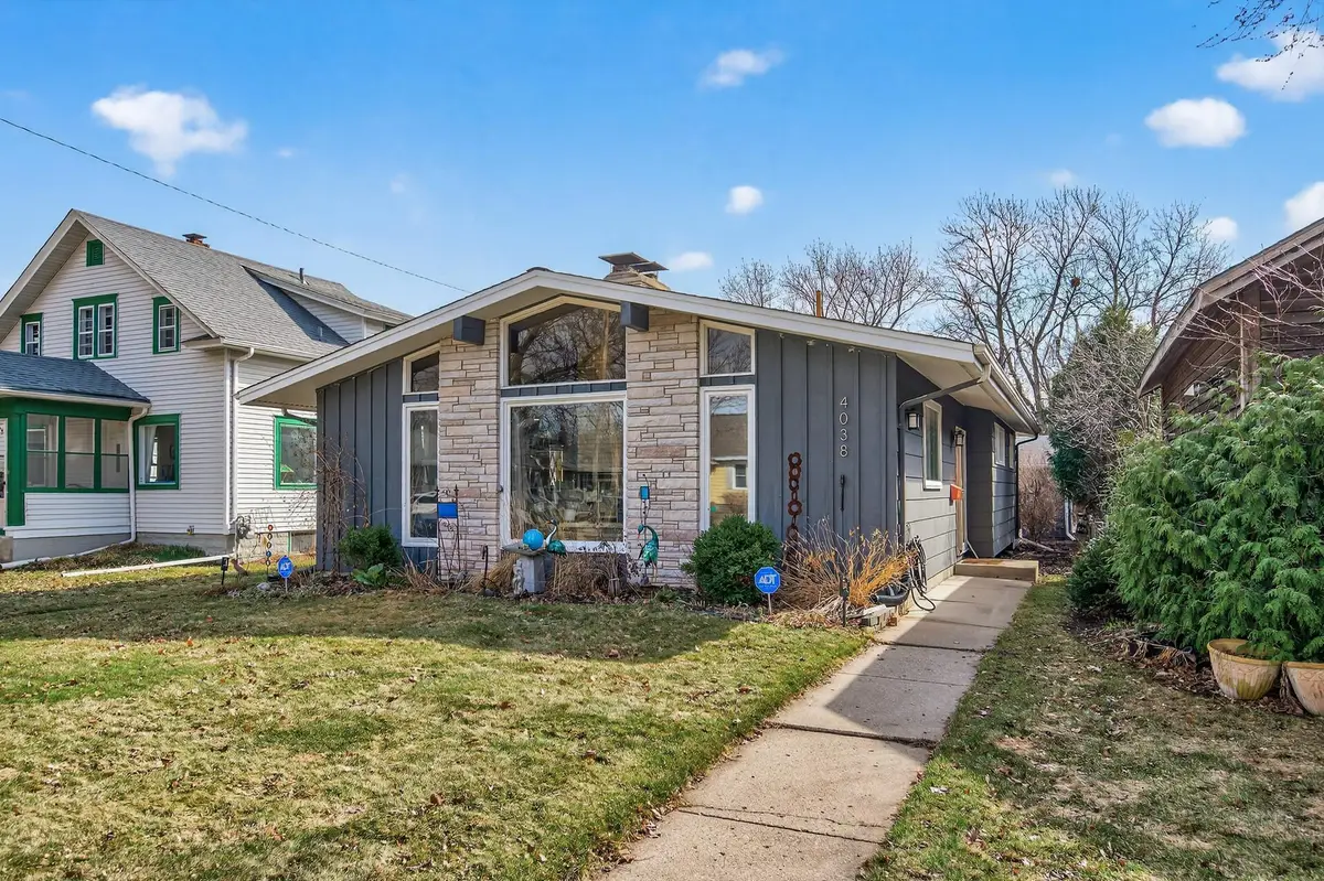 4038 Queen Avenue N, Minneapolis, MN 55412 - #1
