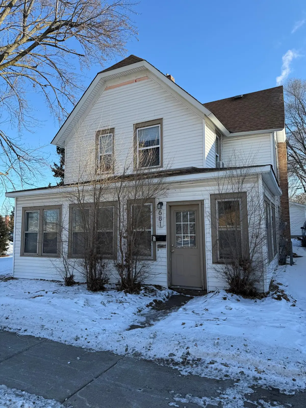 681 Old Highway 8 Nw, New Brighton, MN 55112 - #1