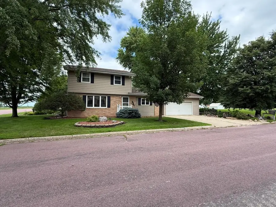1134 10th Street, Westbrook, MN 56183 - #2