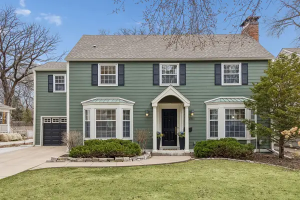 4811 Maple Road, Edina, MN 55424