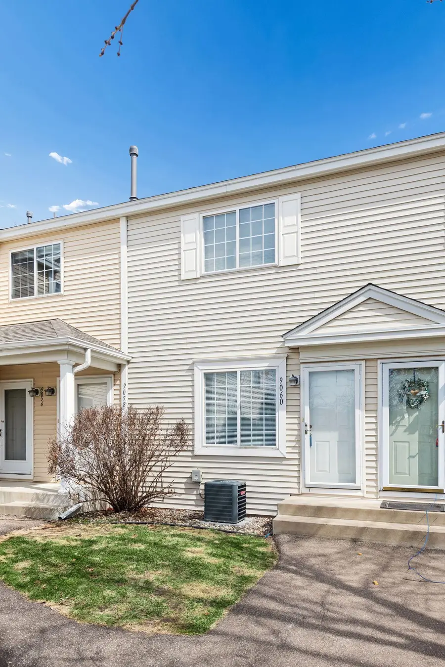 9060 Scarlet Globe Drive, Eden Prairie, MN 55347 - #2