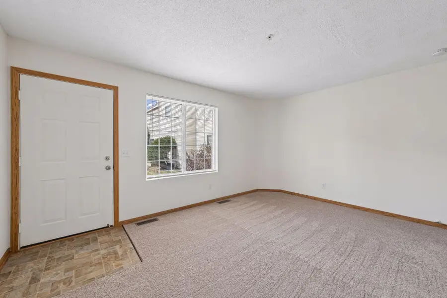 9060 Scarlet Globe Drive, Eden Prairie, MN 55347 - #3