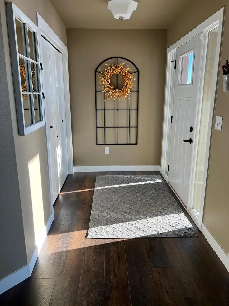 960 51st Avenue W, West Fargo, ND 58078 - #3