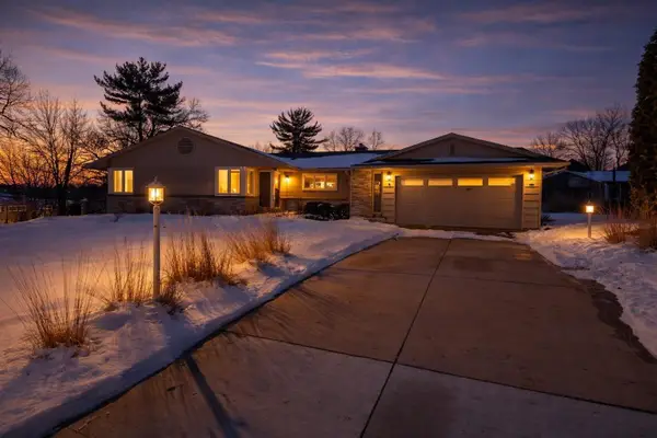 4605 W 62nd Street, Edina, MN 55424