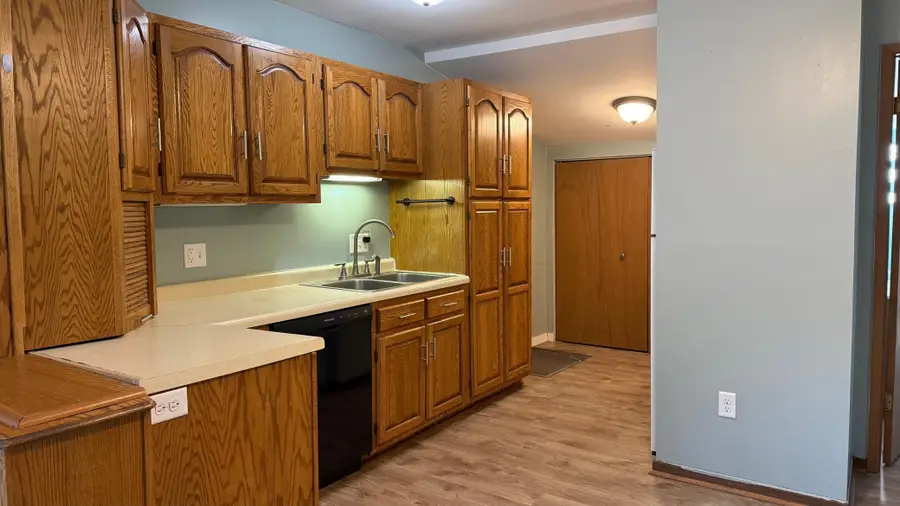 149 E 5th Street, Saint Charles, MN 55972 - #3