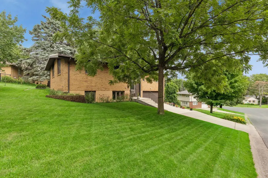 116 Victory Place, South Saint Paul, MN 55075 - #3