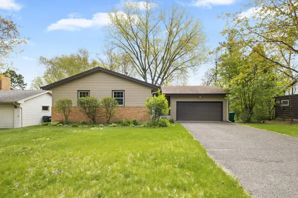517 17th Avenue Nw, New Brighton, MN 55112