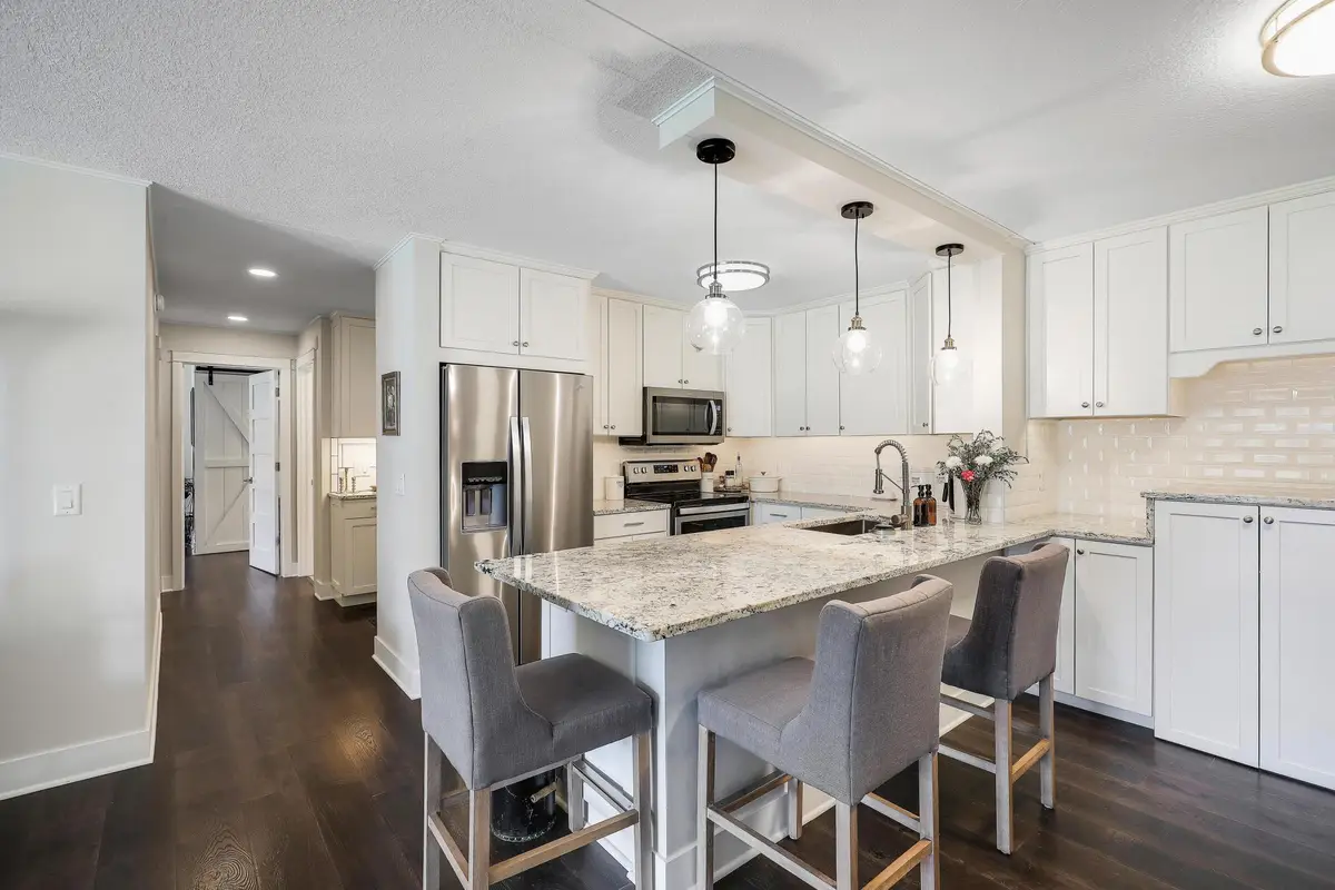 10511 Cedar Lake Road #212, Minnetonka, MN 55305 - #1