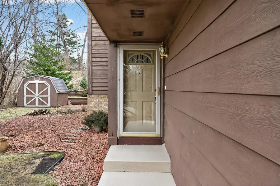 2199 Hallmark Avenue N, Oakdale, MN 55128 - #2