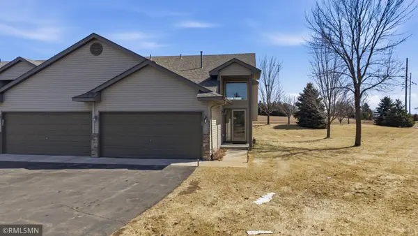 8302 Parkview Avenue Ne, Elk River, MN 55330