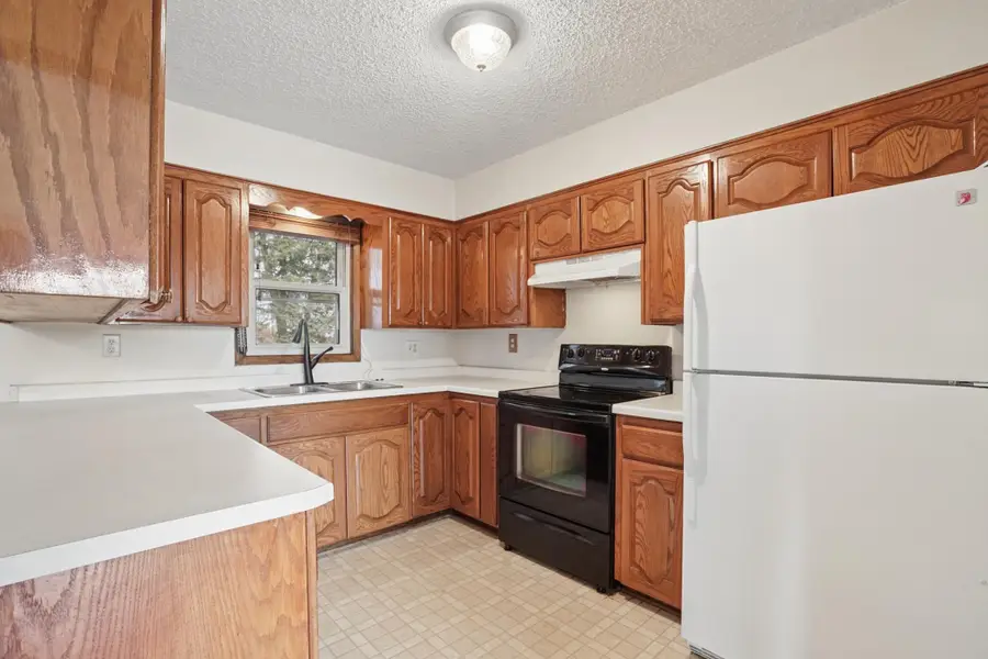 521 Spruce Avenue N, Maple Lake, MN 55358 - #3