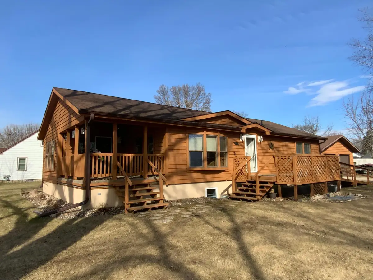 231 Park Street N, Eden Valley, MN 55329 - #1