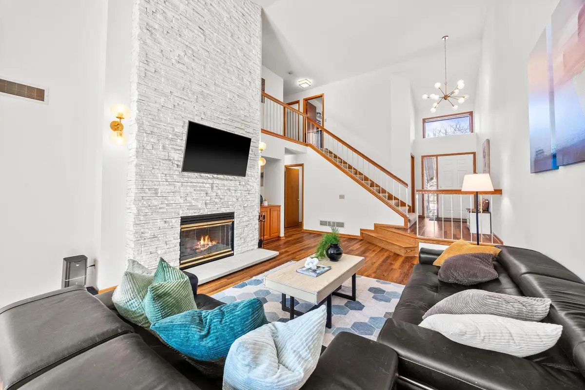 6263 Sequoia Circle, Eden Prairie, MN 55346 - #1