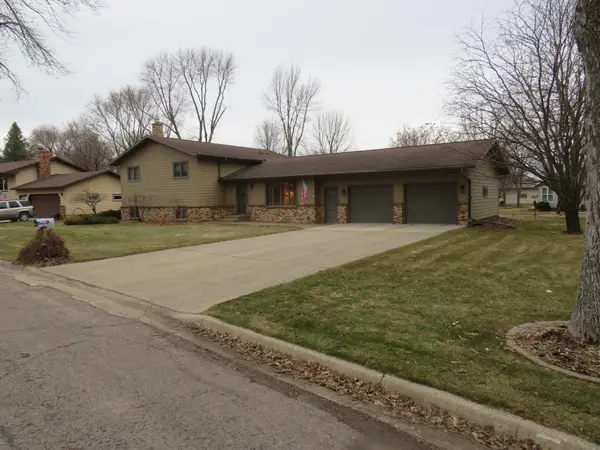 902 10th Street S, Benson, MN 56215