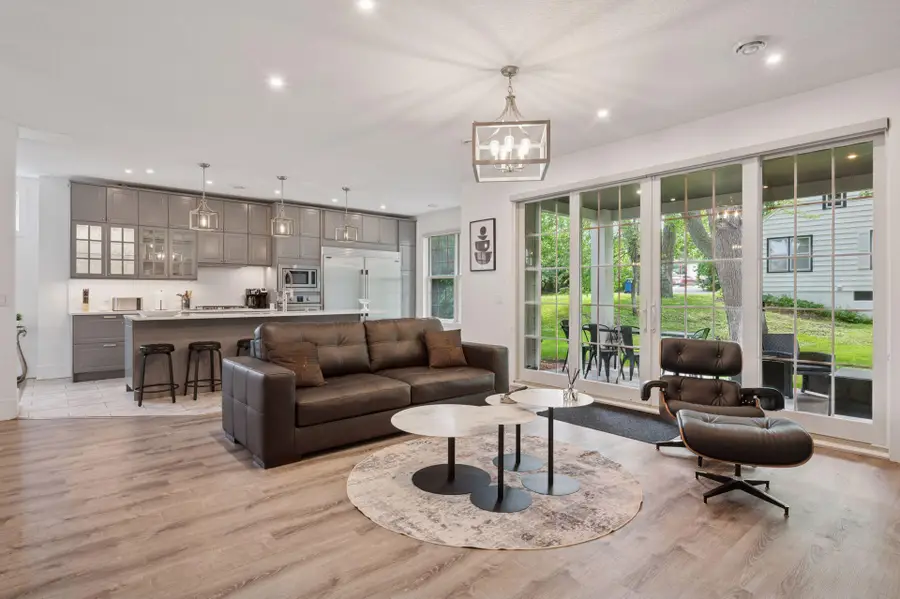 1032 Gardner Street E, Wayzata, MN 55391 - #3