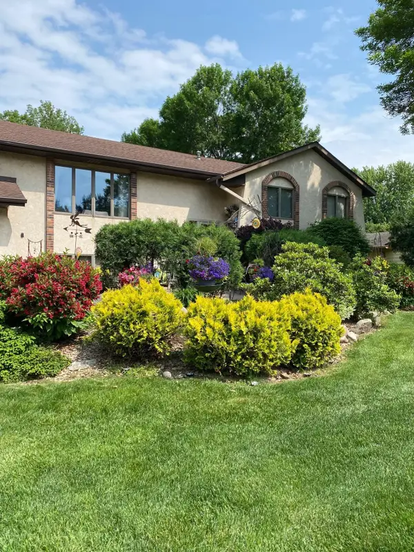 1764 Humboldt Avenue, West Saint Paul, MN 55118