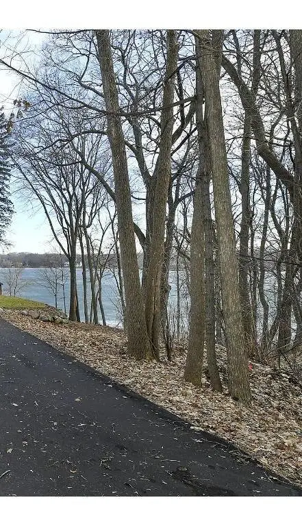 6603 Horseshoe Curve, Chanhassen, MN 55317