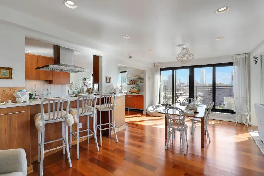 48 Groveland Terrace #414, Minneapolis, MN 55403 - #2