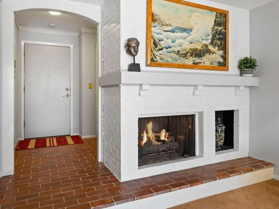 6075 Lincoln Drive #211, Edina, MN 55436 - #3