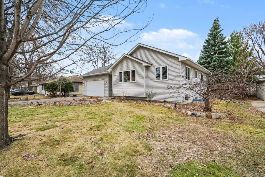 5427 Knox Avenue N, Brooklyn Center, MN 55430 - #2