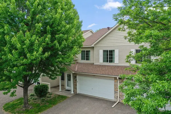 5207 207th Street N, Forest Lake, MN 55025