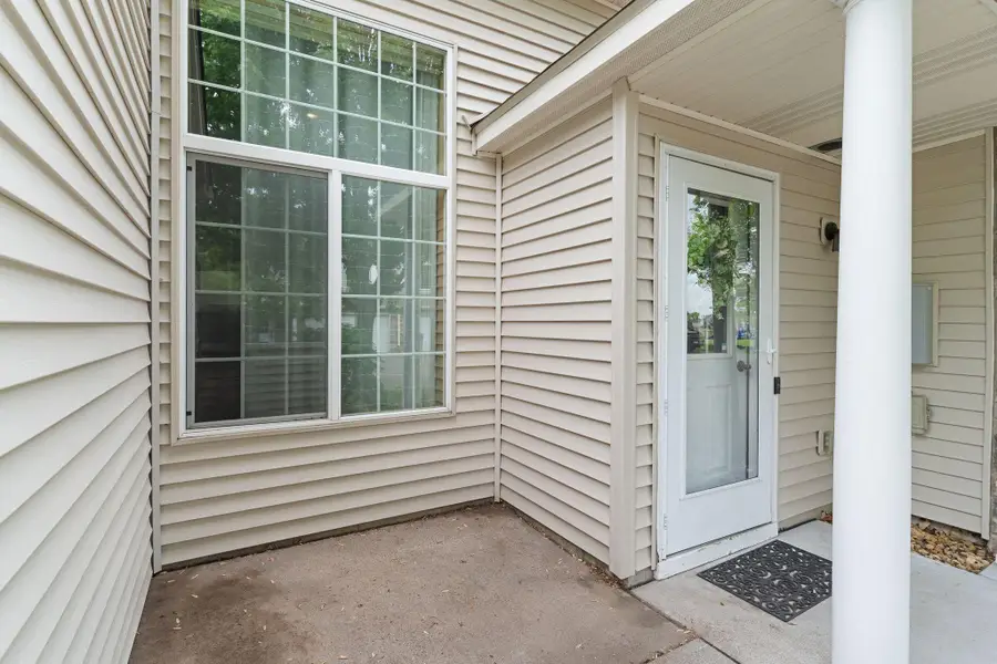 5207 207th Street N, Forest Lake, MN 55025 - #3