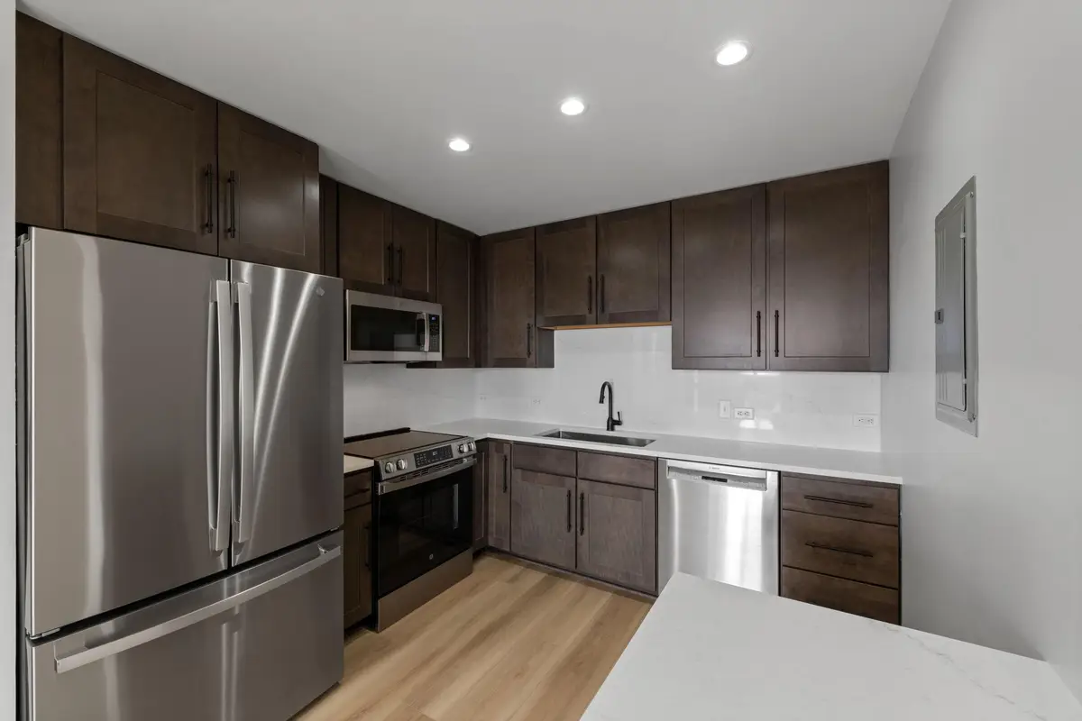 929 Portland Avenue #811, Minneapolis, MN 55404 - #1