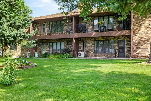 2636 18th Street S #3, Fargo, ND 58103