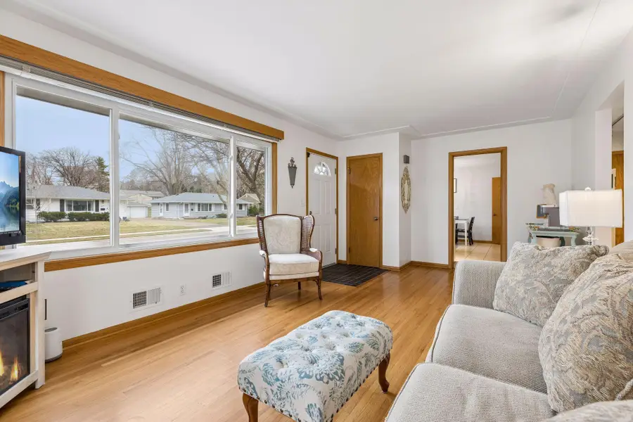 416 Monroe Avenue S, Edina, MN 55343 - #3