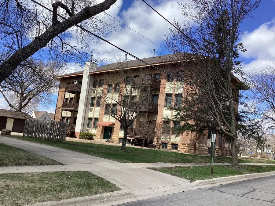 913 Abbott Street #204, Albert Lea, MN 56007 - #2
