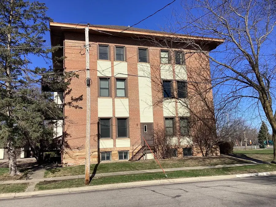 913 Abbott Street #204, Albert Lea, MN 56007 - #3