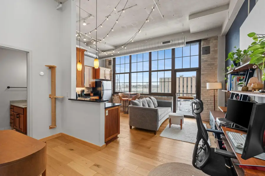 1901 E Hennepin Avenue #306, Minneapolis, MN 55413 - #2