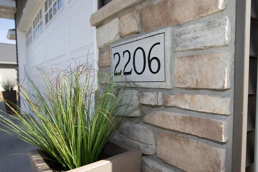 2206 Rolling Green Lane, North Mankato, MN 56003 - #3