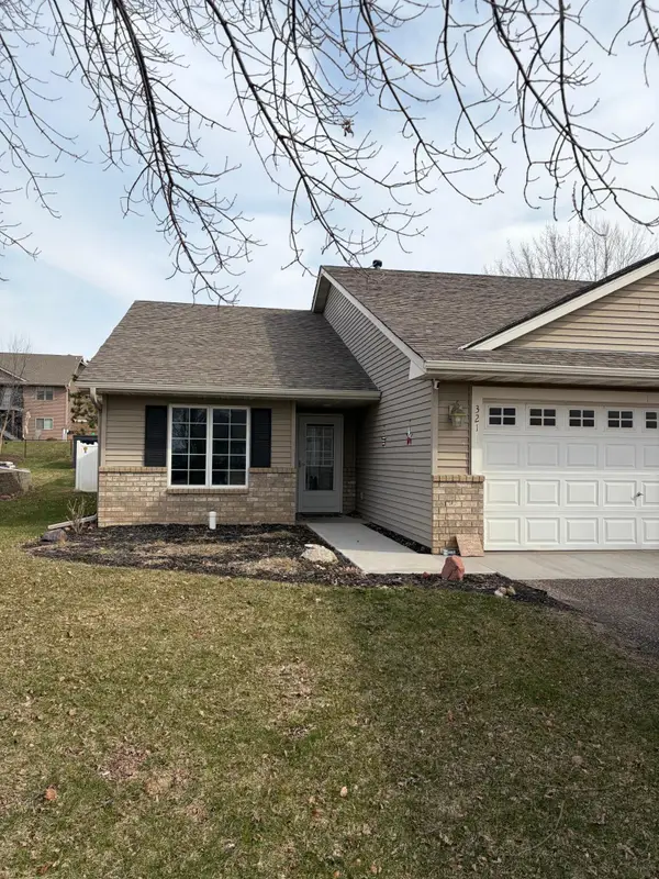321 Wildwood Circle, Roberts, WI 54023
