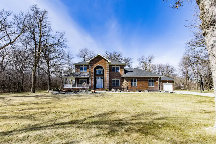 249 Chestnut Drive, Horace, ND 58047 - #2