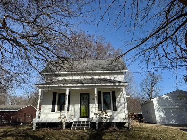 2325 NE Saint Paul Road, Owatonna, MN 55060